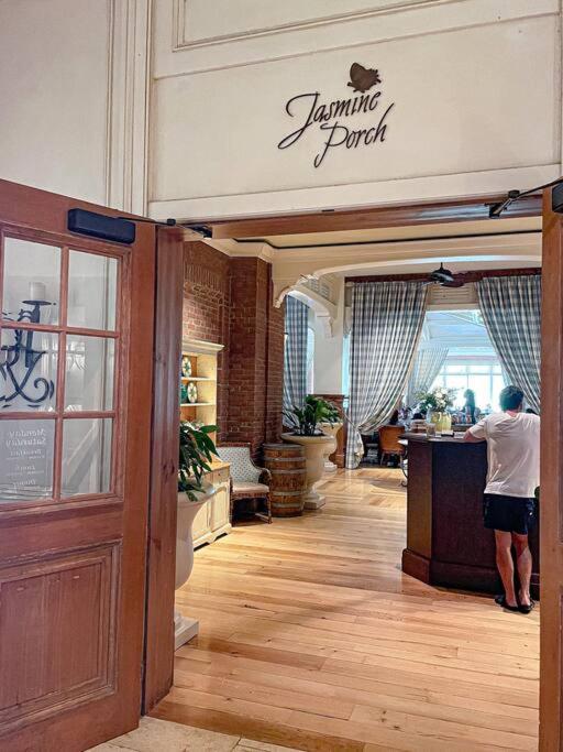 The Bromeliad At Turtle Cove Villas キアワ・アイランド エクステリア 写真
